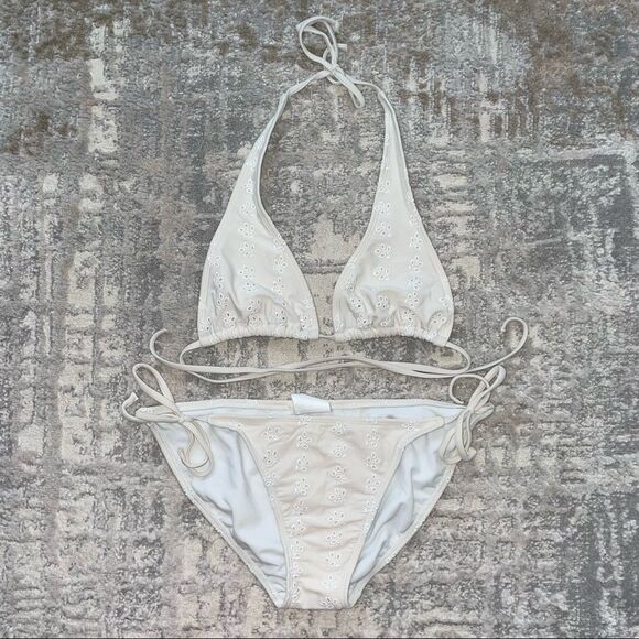 🏷️ 5 for $25 - OLD Navy Embroidered Bikini - Picture 1 of 9